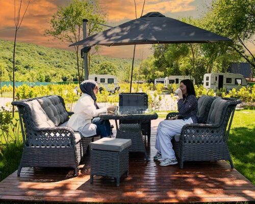 Rahatlık ve Doğayla İç İçe Bir Hayat: Riva Karavan Park Kültürü ve Yeni Nesil Kamp Deneyimi