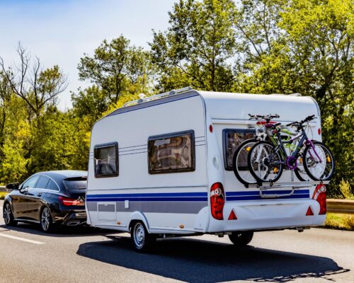 Çekme Karavan Konforu: Kompakt, Ekonomik ve Harekete Hazır Yaşam Biçimi